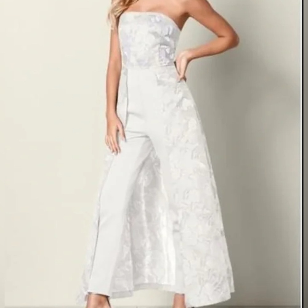 VENUS White/Sequin Bridal Jumpsuit NWT’s… Size 6